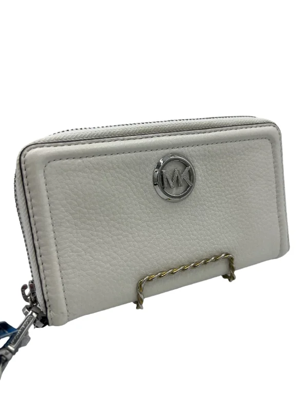 Wristlet Designer Michael Kors