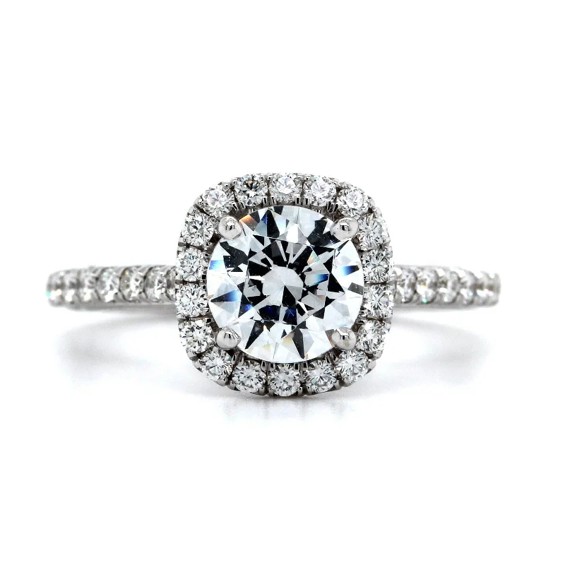 18K White Gold Cushion Diamond Halo Engagement Ring Setting