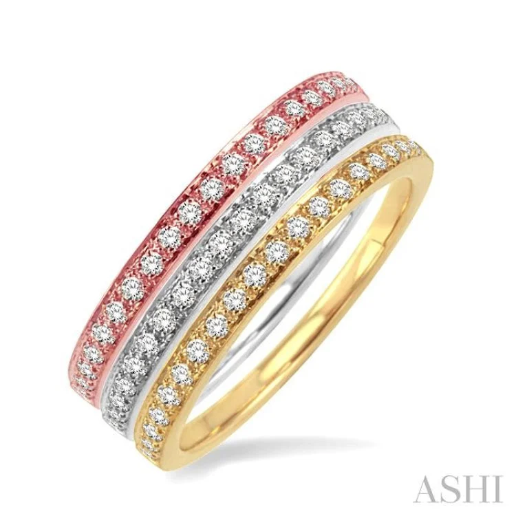 1/2 Ctw Round Cut Diamond Band in 14K Tri Color Gold