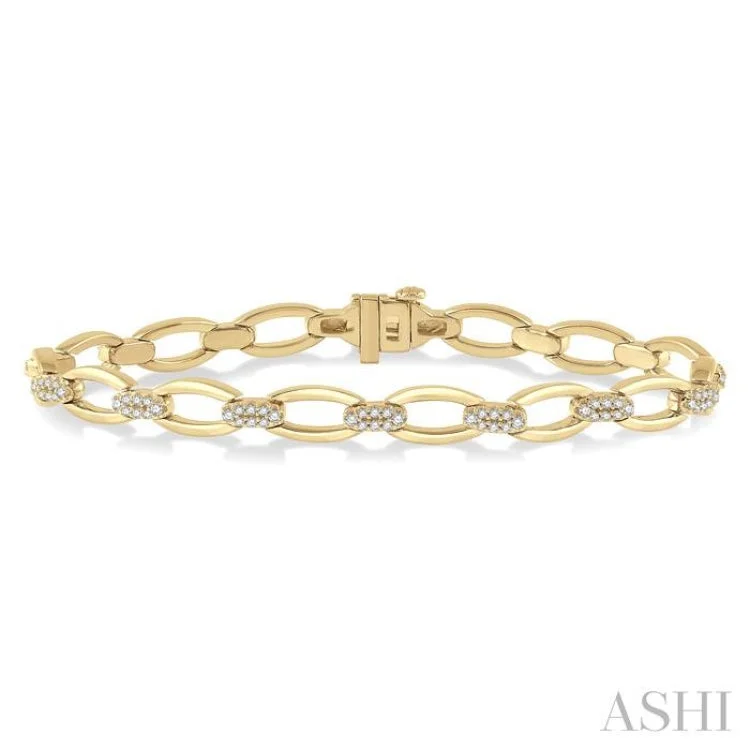 3/4 ctw Oval Open Link Round Cut Diamond Bracelet in 14K Yellow Gold